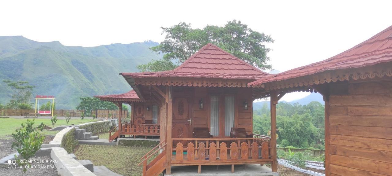 Rinjani Hill Hotel サンバラン・ラワン エクステリア 写真